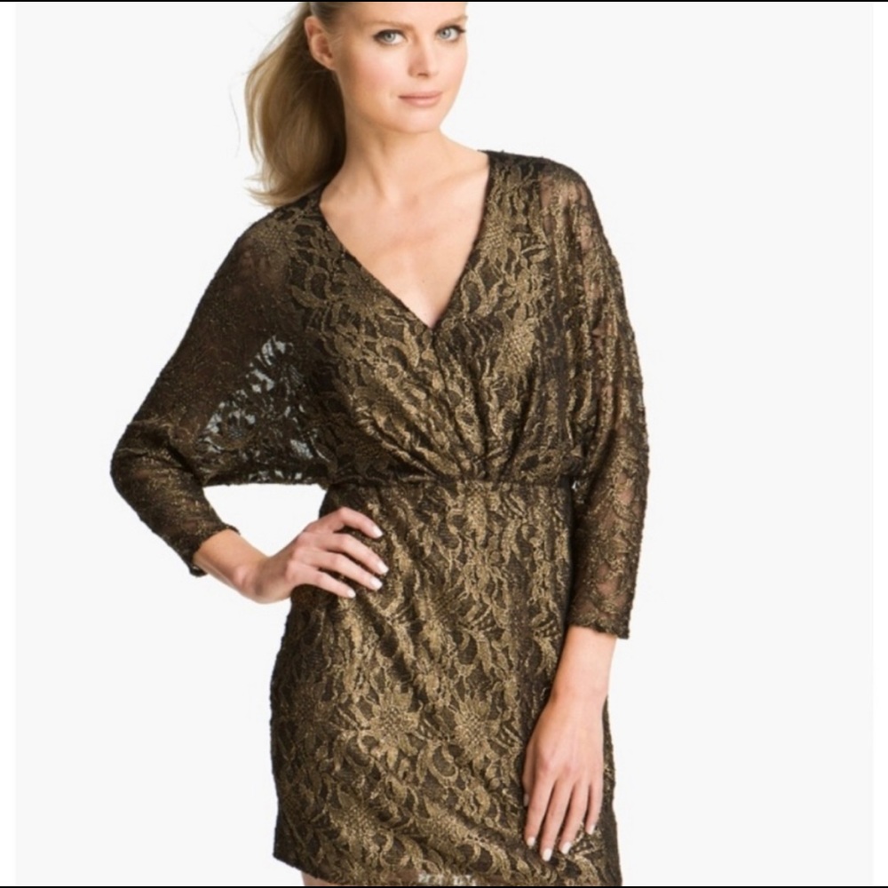 Trina Turk lace dolman sleeve dress Sz 2